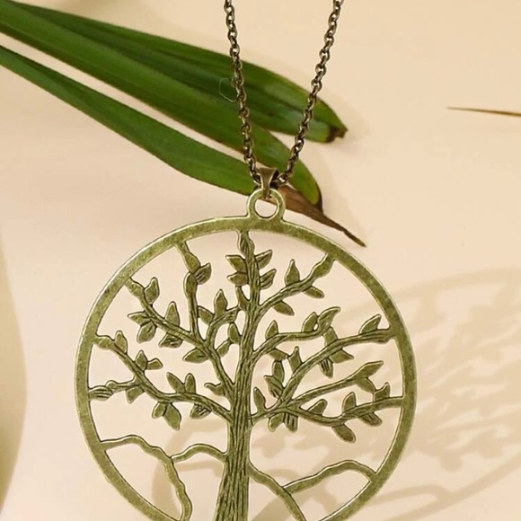 Tree of Life Necklace Gold Colored Fashion Jewelry New Sealed - Picture 2 of 2
